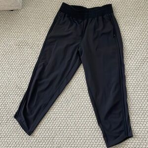 Lululemon black joggers